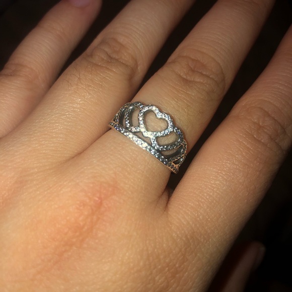 SOLD Pandora Hearts Tiara Ring - Picture 1 of 4